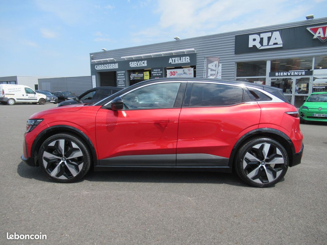 Renault MEGANE E-TECH40 KWh 130CV TECHNO Techno (image 30)