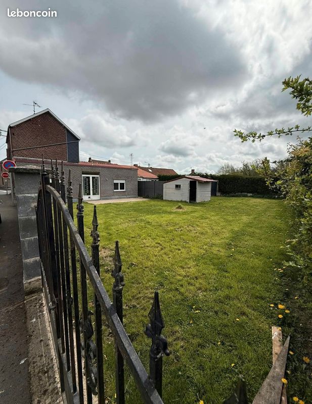 Maison 5 pièces 150 m² · à Feignies · 150 m² · 240 000 €
