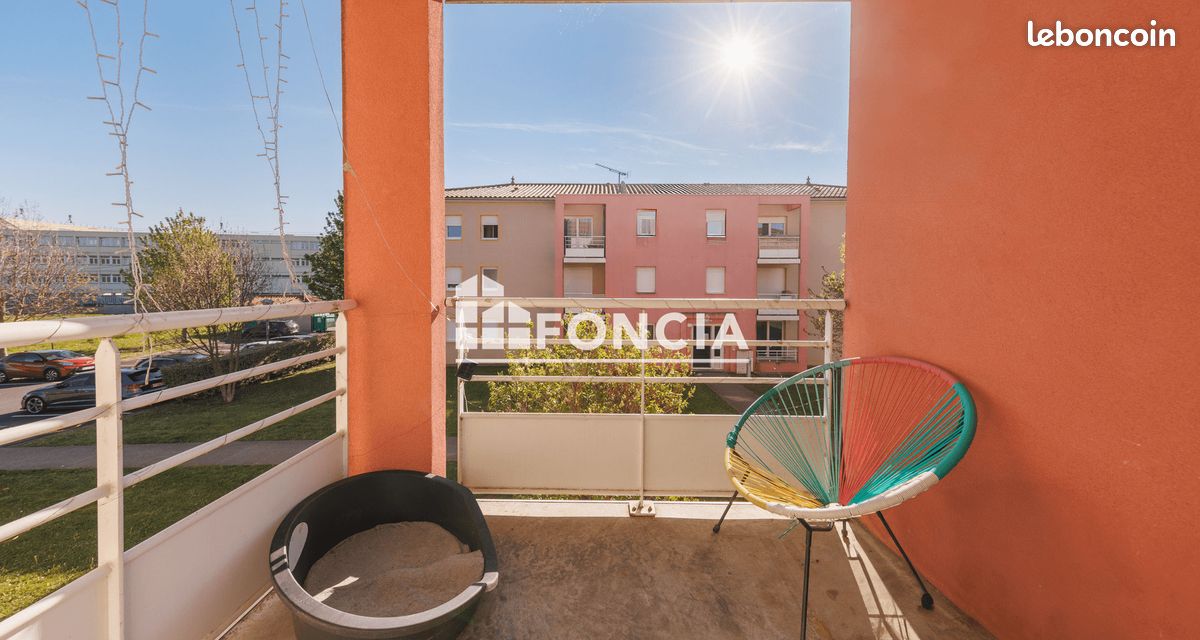 Parking 39 m² · à Issoire · 39 m² · 79 000 €