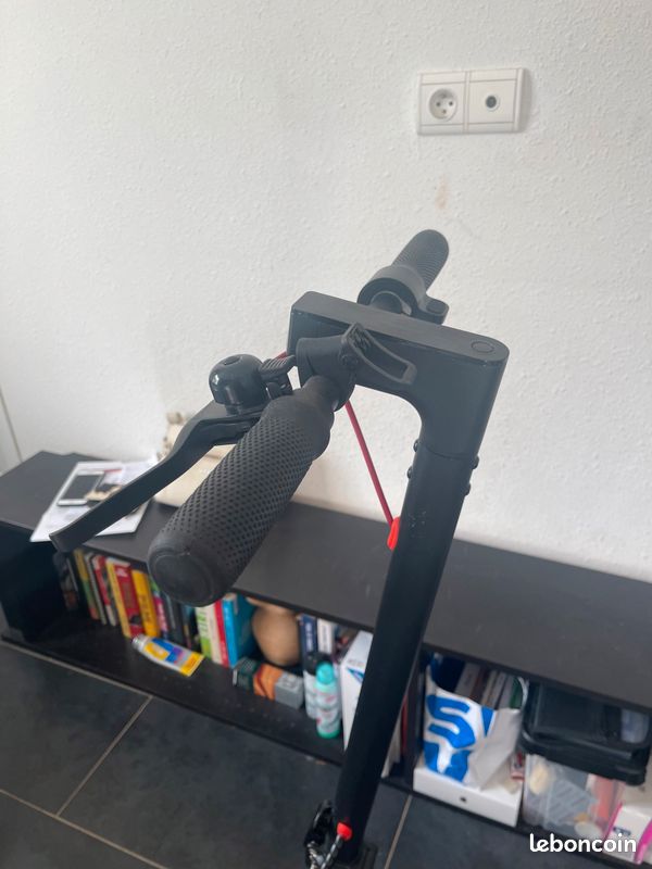 SCOOTMAX Trottinette électrique (image 3)