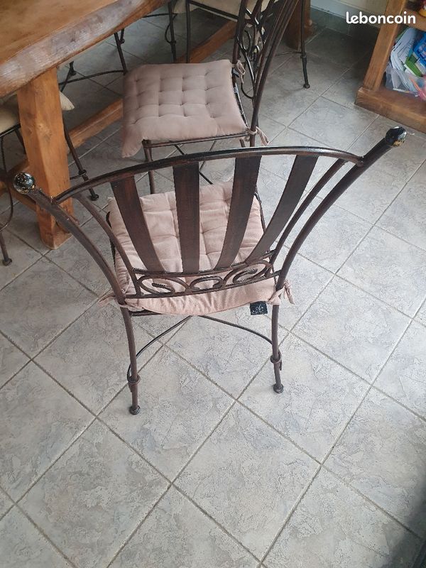 Lot 6 chaises en fer forgé (image 2)