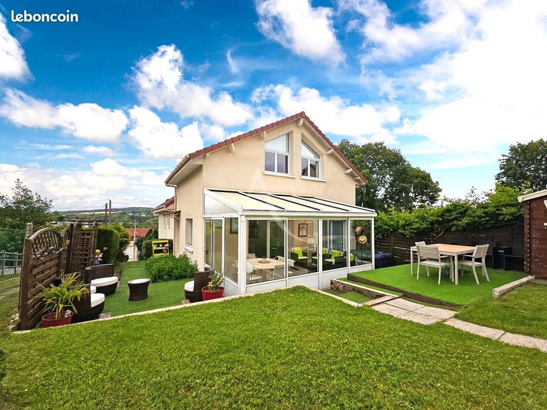 Maison 6 pièces 133 m² · à Hardricourt · 133 m² · 370 000 €