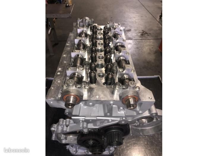 Moteur Renault 2.5 DCI - Pour Trafic, Opel Vivaro, Nissan Primastar - Environ 65 000 Km - Incomplet