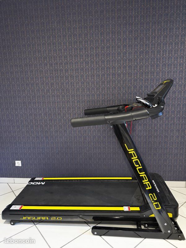 Tapis de course MOOVYOO Jaguar 2.0 – parfait état (image 1)