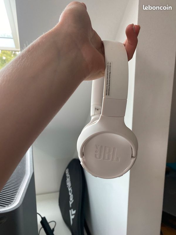Casque jbl sans file (image 1)