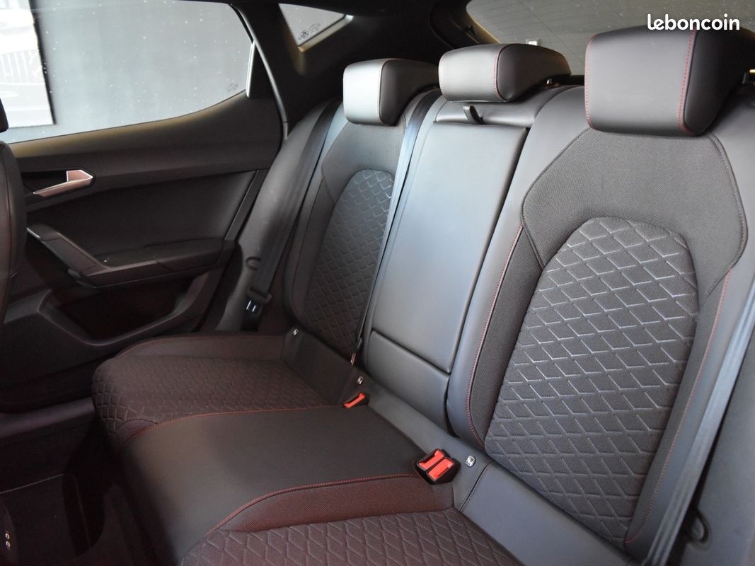 SEAT LEON e-Hybrid 204 ch DSG6 FR (image 18)