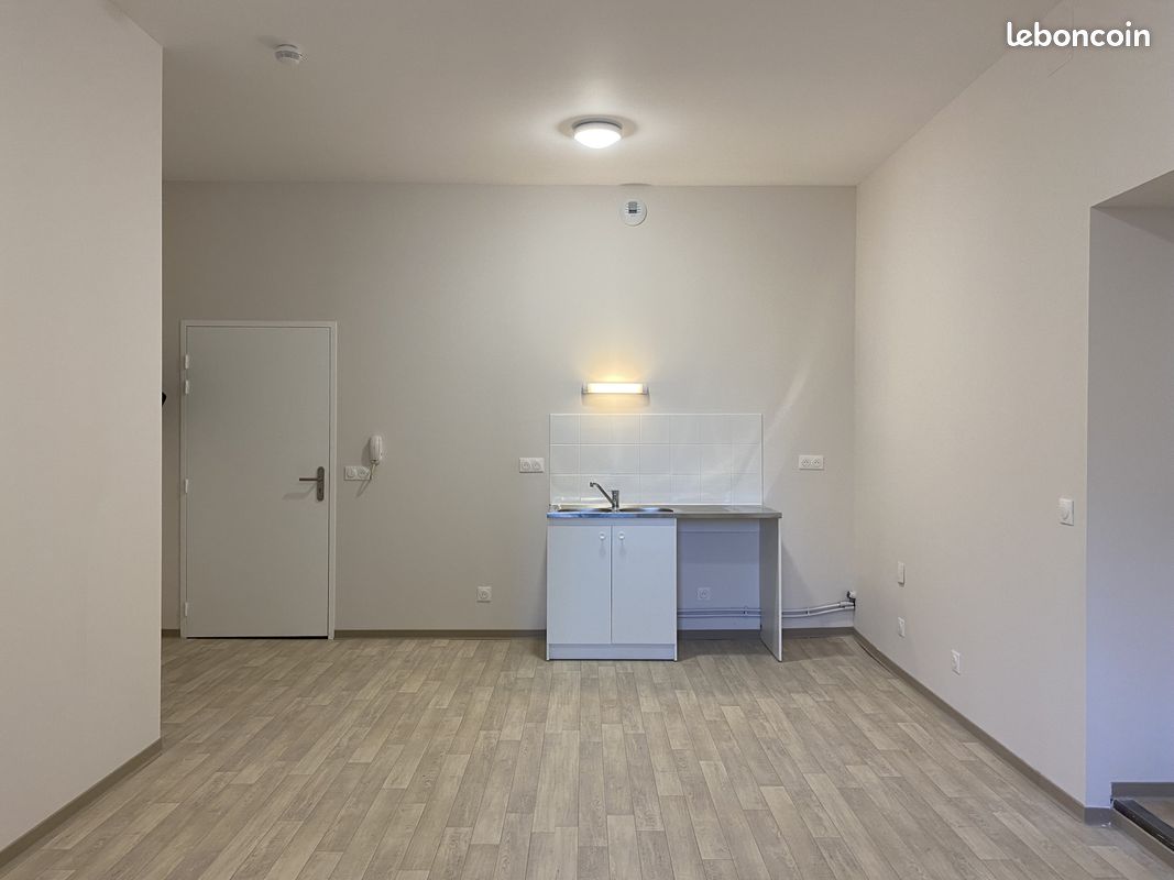 Appartement 3 pièces 56 m² · à Bordeaux · 56 m² · 975 €