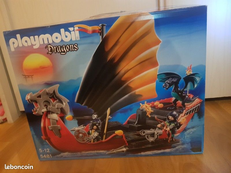 PLAYMOBIL Bateau Vaisseau d'Attaque du Dragon 5481 PLAYMOBIL Bateau Vaisseau d'Attaque du Dragon 5481