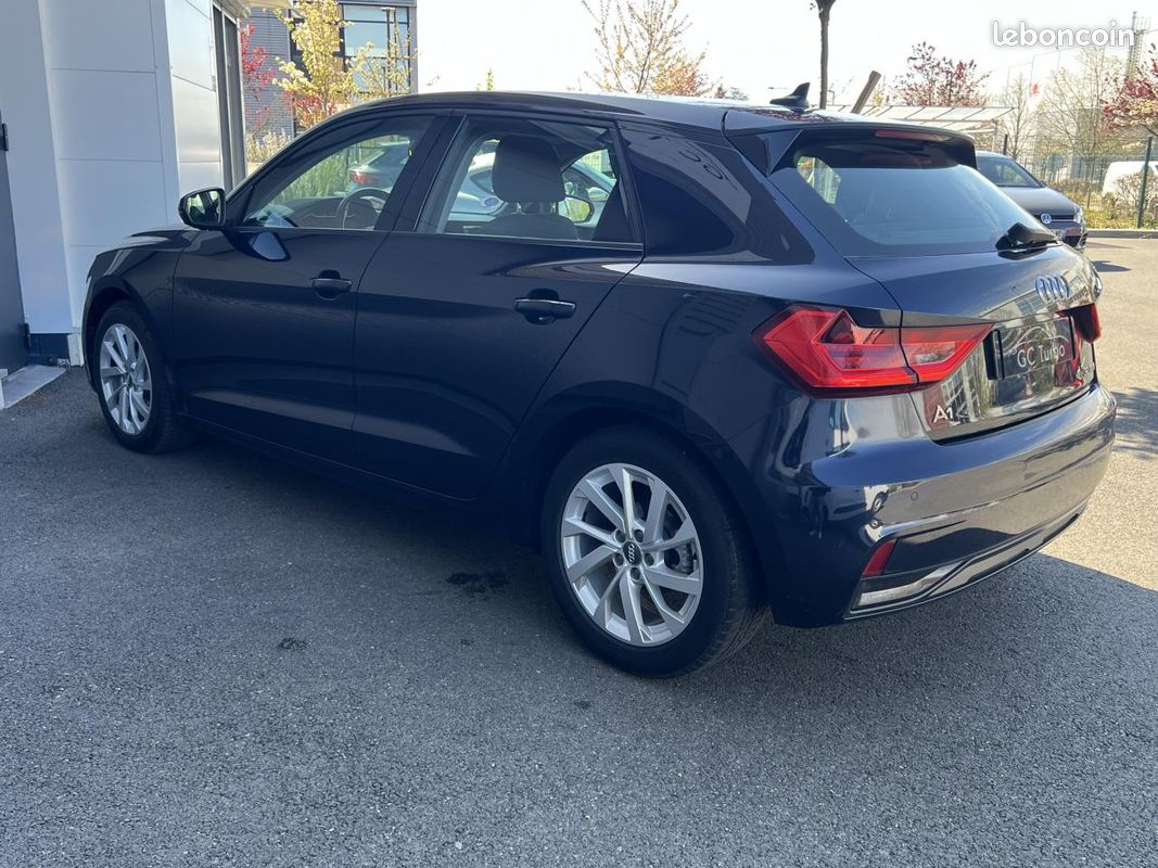 AUDI A1 Sportback 1.0 30 TFSI - 116 Business line (image 6)