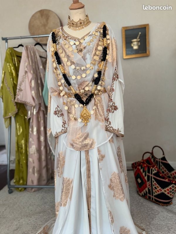 Melehfa chaouia (image 1)