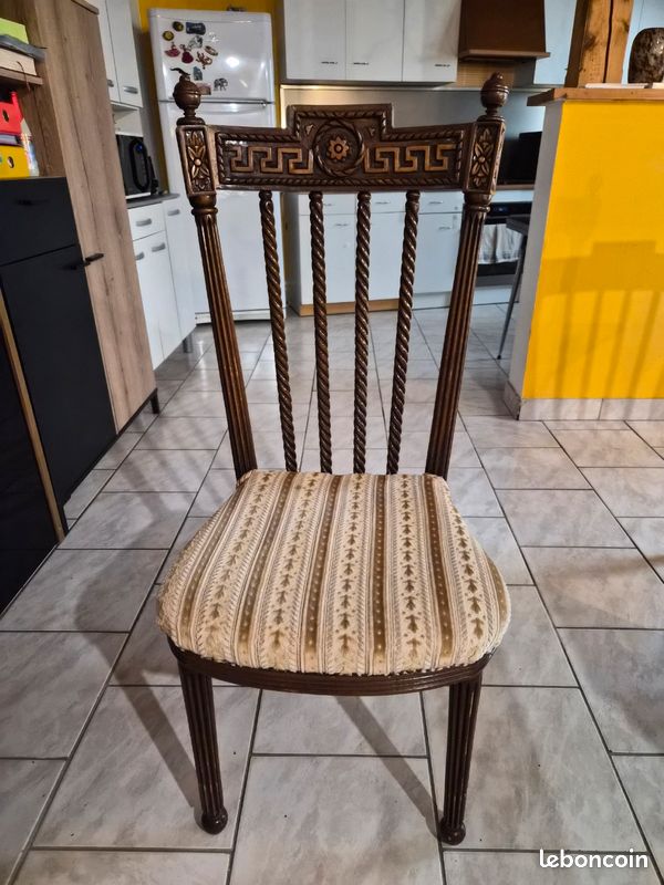 Table bois plateau verre gravé+6 chaises et 2 fauteuils (image 6)
