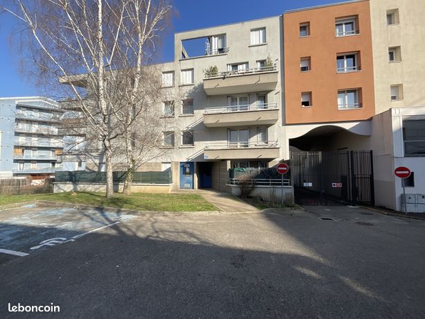 Appartement 4 pièces 80 m²