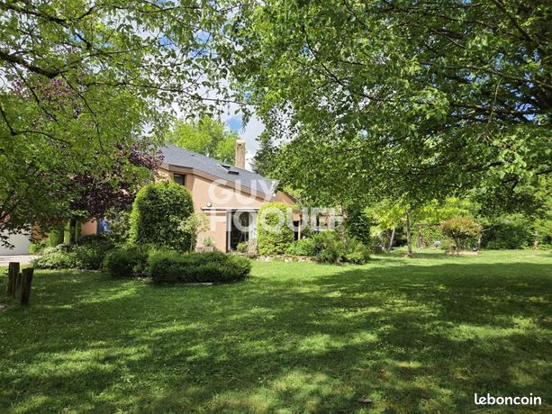Maison 7 pièces 140 m²