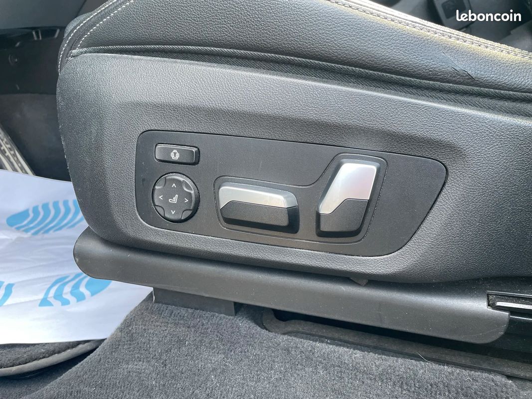 BMW X3 20d 190 ch xDrive M SPORT / TOIT OUVRANT / CARPLAY / CAMERA 360 (image 19)