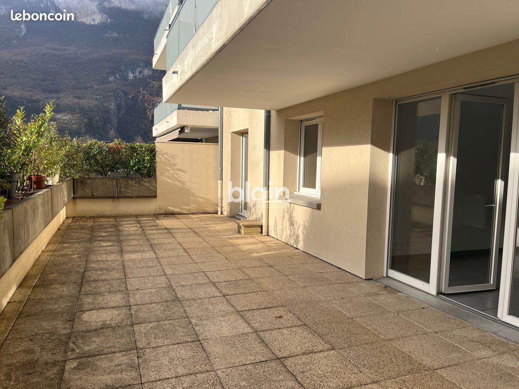 Appartement a louer fontaine - 3 pièce(s) - 64 m2 - Surfyn