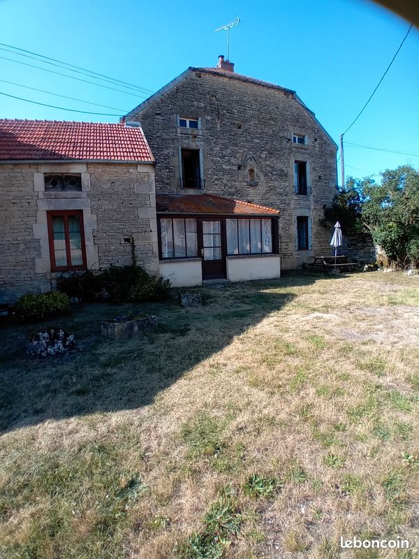 Maison 5 pièces 150 m² · à Mauvilly · 150 m² · 700 €/mois