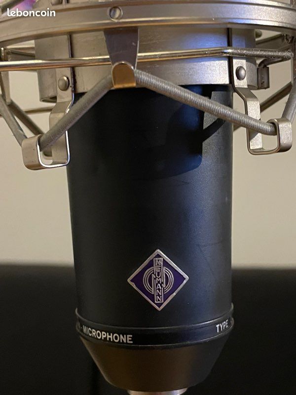 Neumann U87Ai des années 80 (image 3)