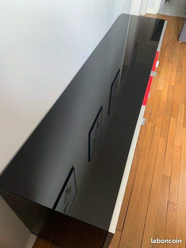 Buffet Besta IKEA noir et plaque de finition laquée (image 8)