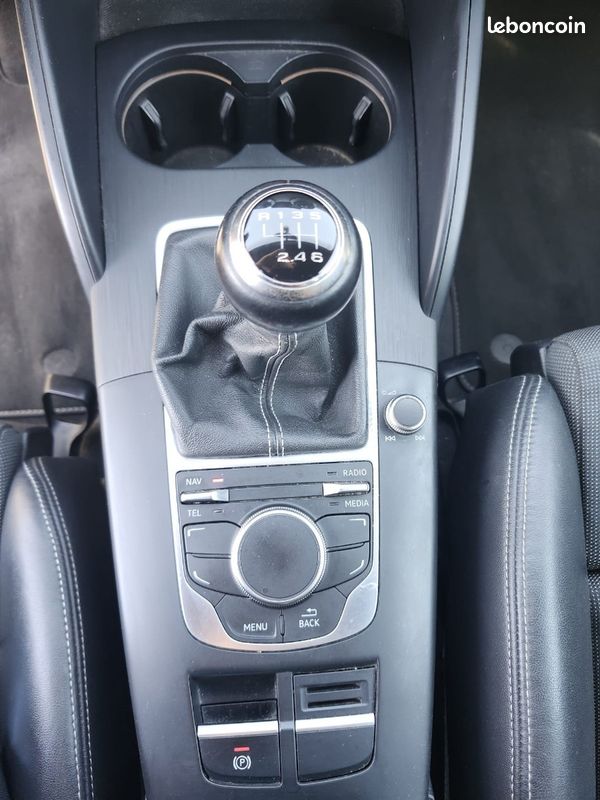 Audi A3 2.0 TDI 184ch Sportback - S line (image 23)
