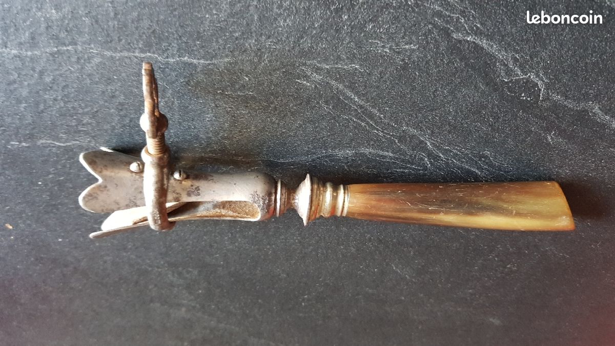 Pince a gigot ancienne (image 2)