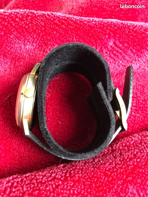 Montre Mécanique Besançon France - Années 1970 - Parfait État - Cadran Blanc, Bracelet Cuir Gris