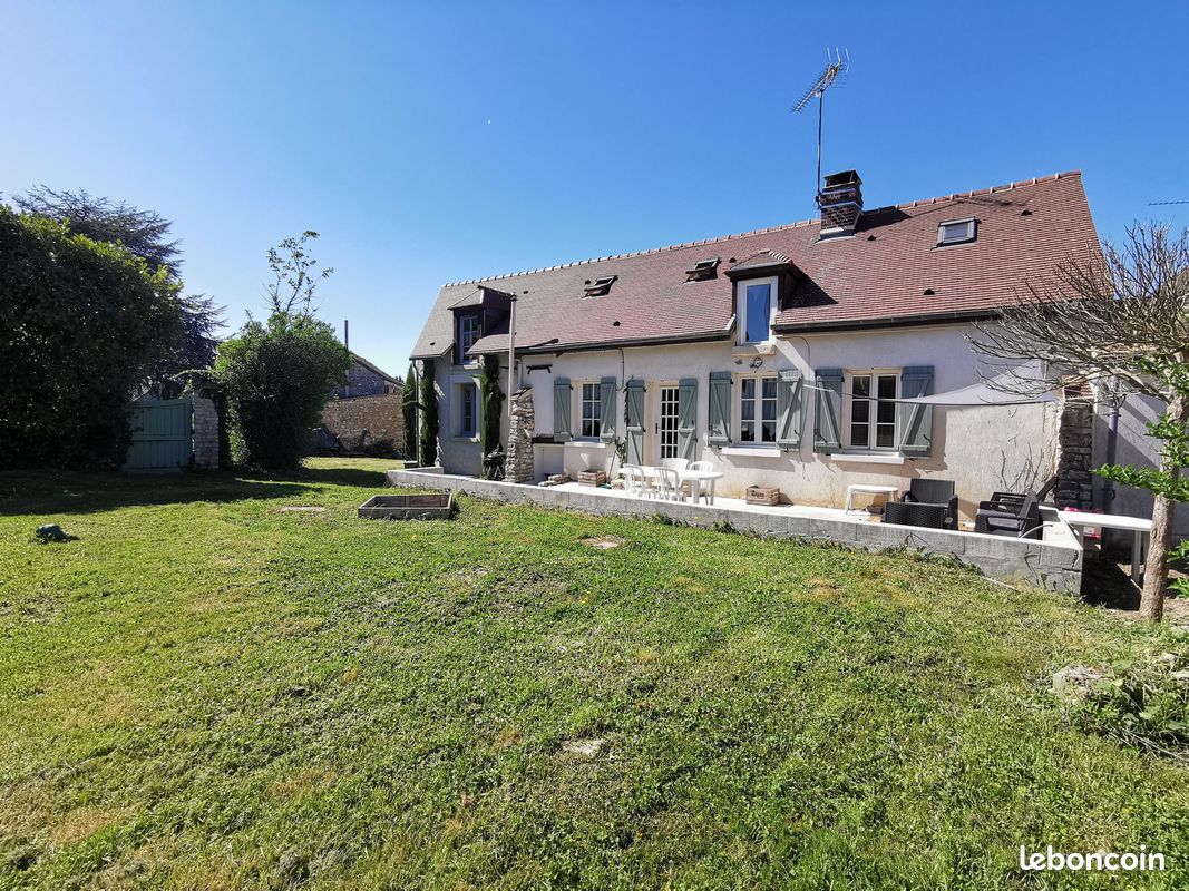 Maison 8 pièces 154 m² · à Magny-en-Vexin · 154 m² · 319 900 €