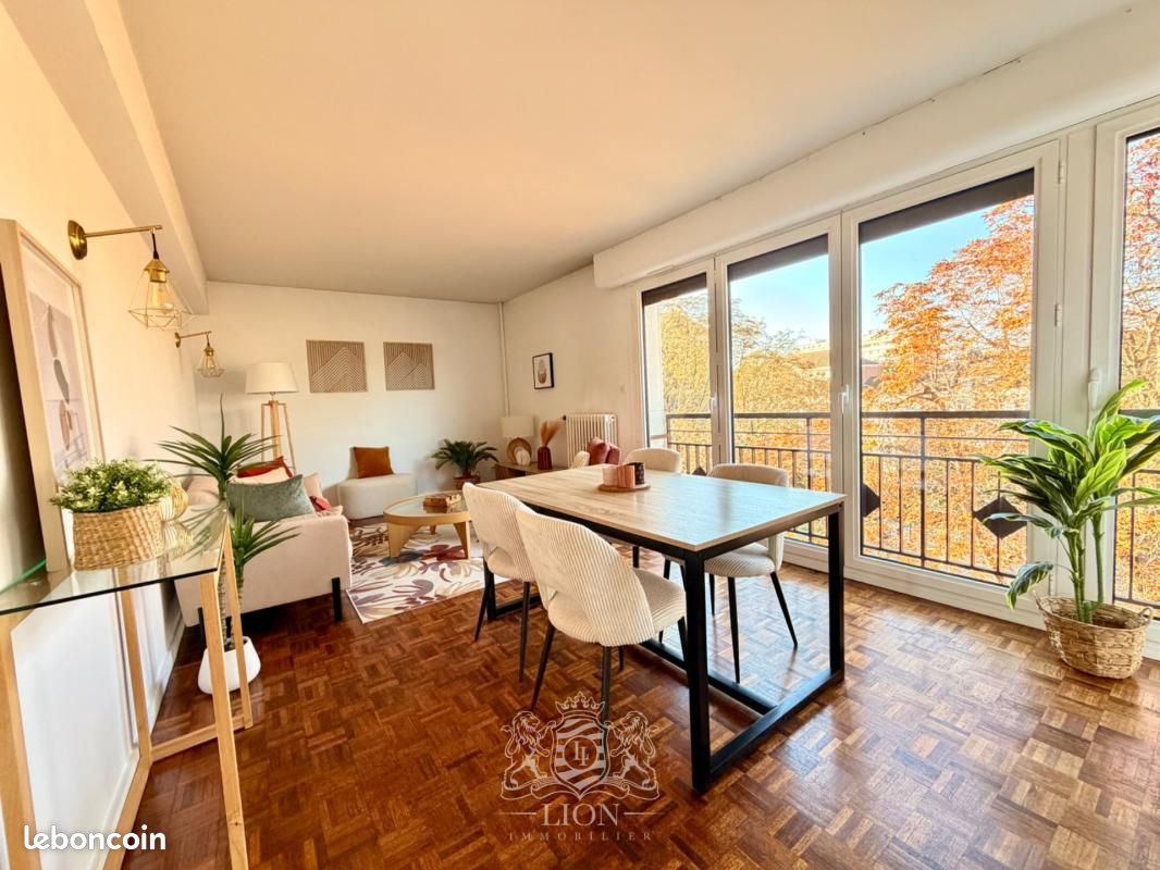 Appartement 3 pièces 74 m² · à Lille · 74 m² · 212 000 €