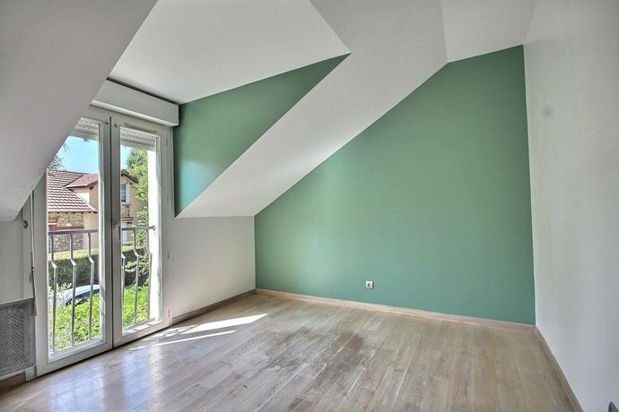 Maison a louer chaville - 5 pièce(s) - 120 m2 - Surfyn