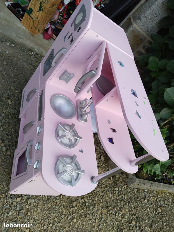 Cuisine enfant rose en bois (image 8)