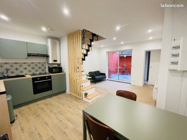 Joli appartement duplex rénové centre ville