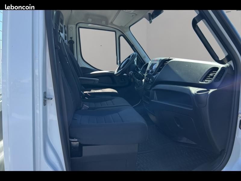 Iveco Daily CCb 35C16H3.0 empattement 4100 (image 13)