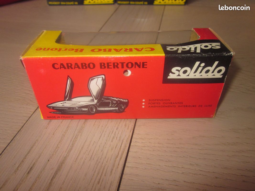 Alfa Roméo Montreal, teinte rouge, Mercury, 1/43ème - Collection