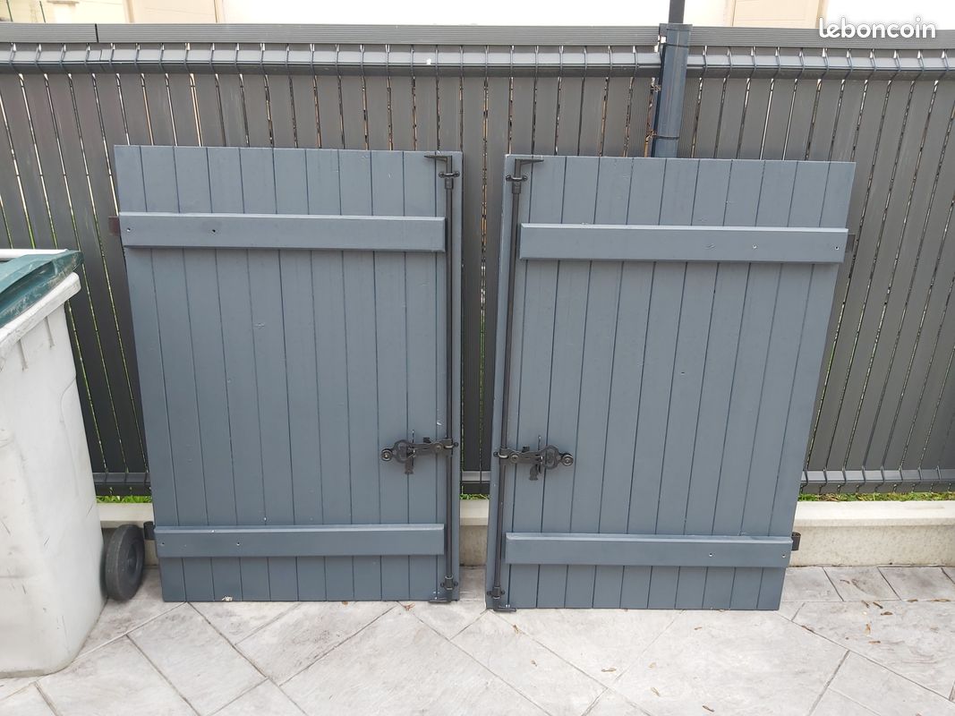 Volets bois (image 1)