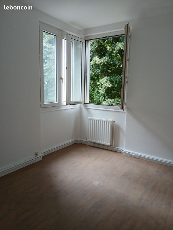 Appartement 3 pièces 44 m² · à Villefranche-sur-Saône · 44 m² · 388 €