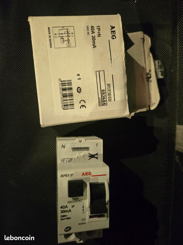 Interrupteur differentiel AEG 40A 30ma (image 3)