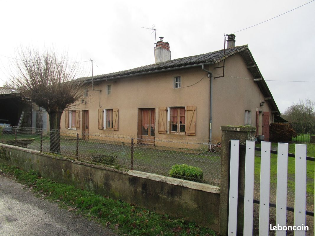 Maison 6 pièces 120 m² - Lezay 79120 (image principale 15)