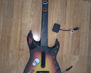 Guitare Pour Jeu Guitar Hero PS4 – Non Testée Occasion