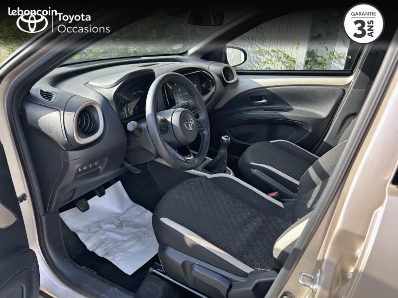 Toyota Aygo X 1.0 VVT-i 72ch Design MY23 (image 11)