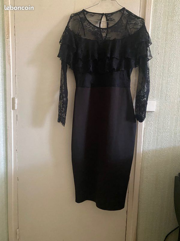 Robe noire dentelle (image 3)