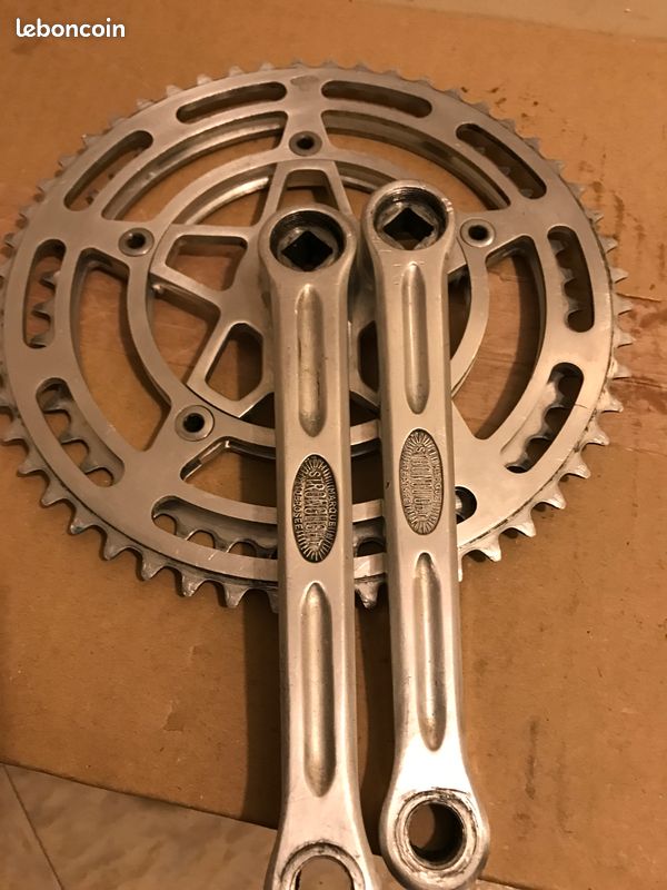 Boîtier de pédalier Stronglight Compétition étanche ancien - Équipements vélos