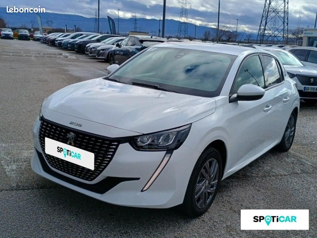 Peugeot 208 PureTech 100 S&S BVM6 Allure (image 17)