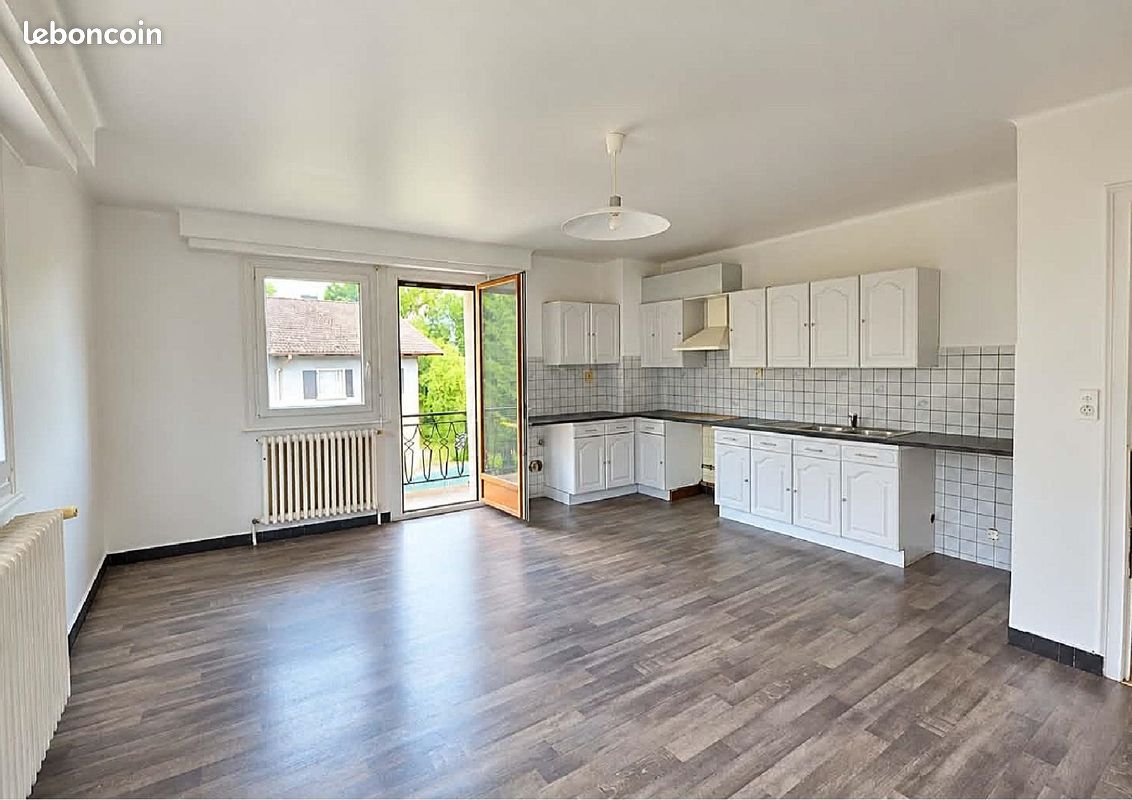 Appartement 5 pièces 215 m² · à Scionzier · 215 m² · 275 000 €