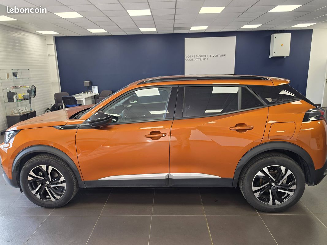 PEUGEOT 2008 PureTech 130 S&S EAT8 Roadtrip (image 10)