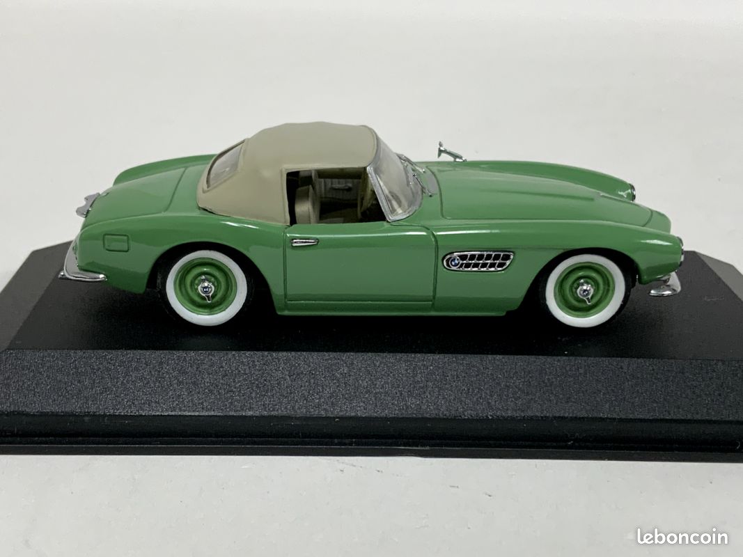 MINICHAMPS 1/43 BMW E1 Silver Dealership Diecast Scale Model Car EUR 59,14 - FR