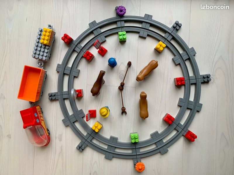 Train De Campagne Abrick Ecoiffier – Jeu De Construction évolutif Dès 18 Mois – Fabriqué En France – Circuit Ferroviaire Avec Animaux Et Tractopelle