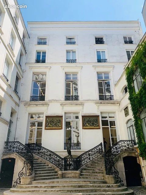 Appartement 2 pièces 42 m² · à Paris · 42 m² · 2 500 €/mois