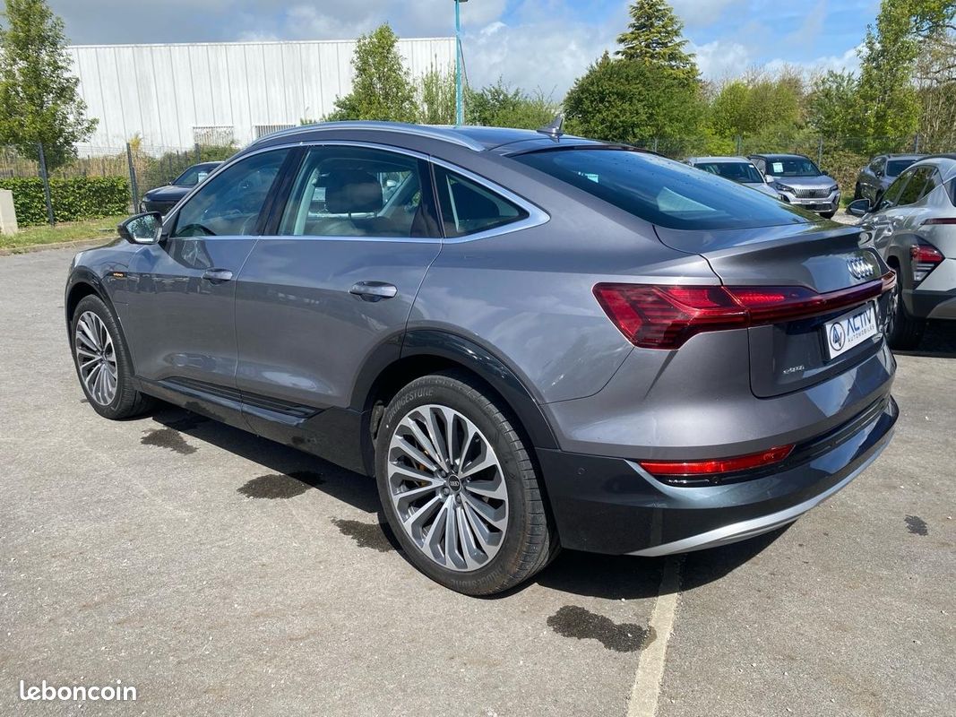 AUDI Q8 E-TRON 55 408 avus quattro (image 7)