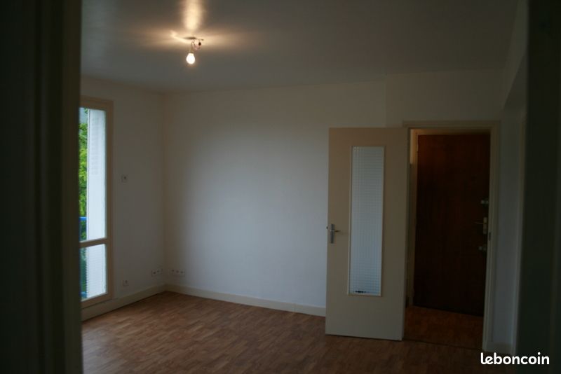 Appartement 3 pièces 61 m² · à Revin · 61 m² · 555 €