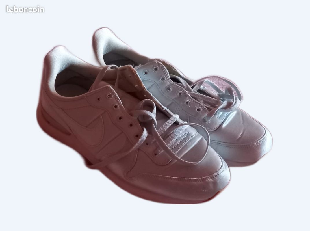 Baskets nike vert d'eau (image 1)