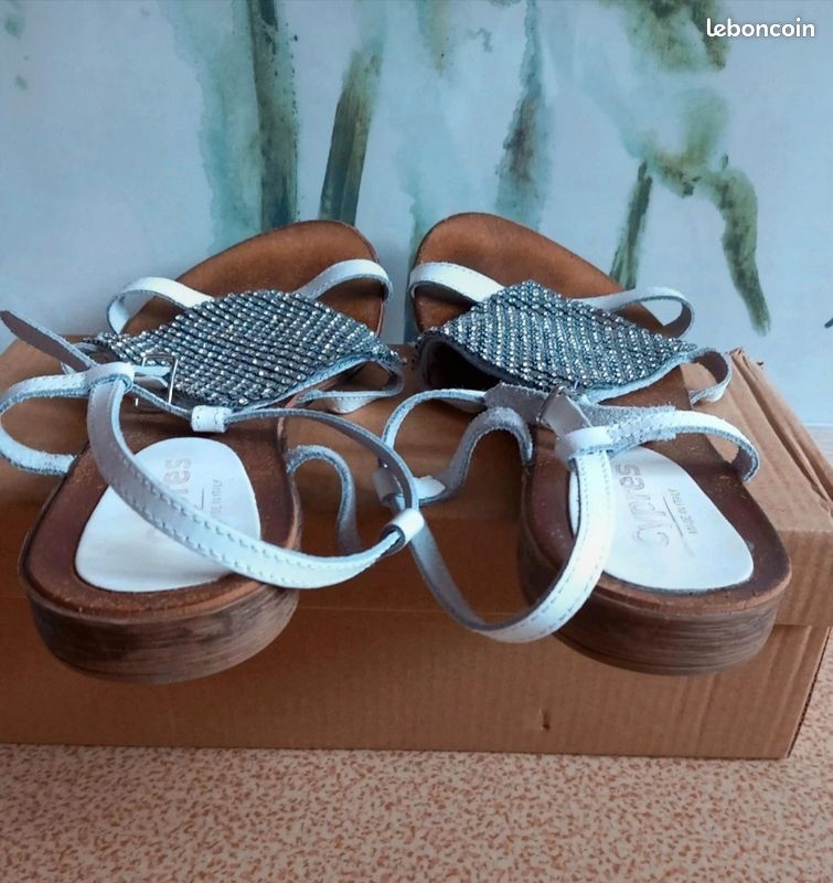 Sandales en cuir Cyprès Taille 38 Chaussures